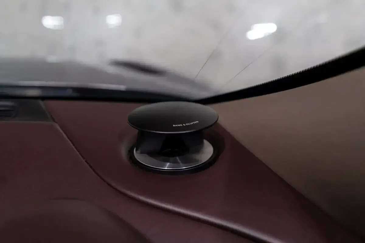 Used Aston Martin DB11 510 HP (375 kW) 2018 Grey Cabriolet