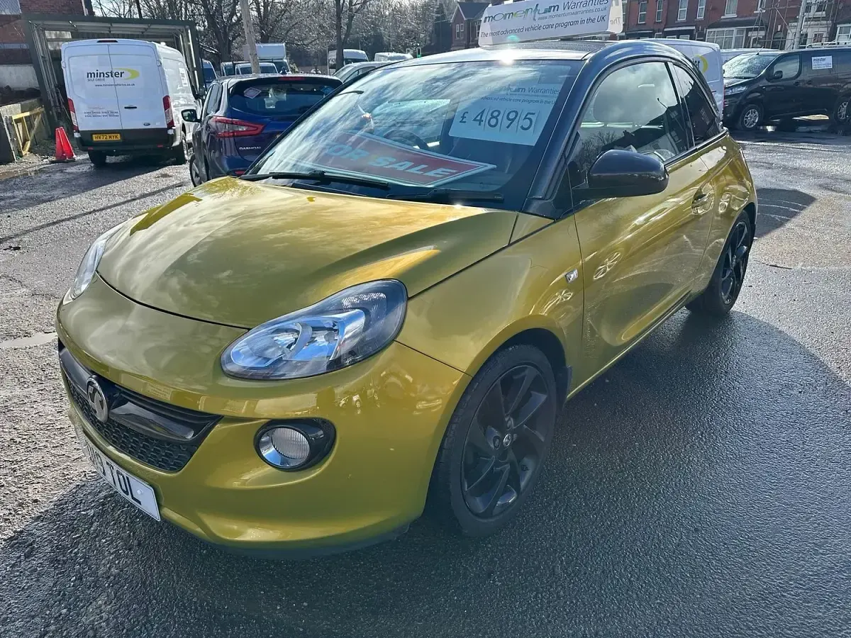 Used Vauxhall Adam S 70 HP (51 kW) 2016 Gold Hatchback