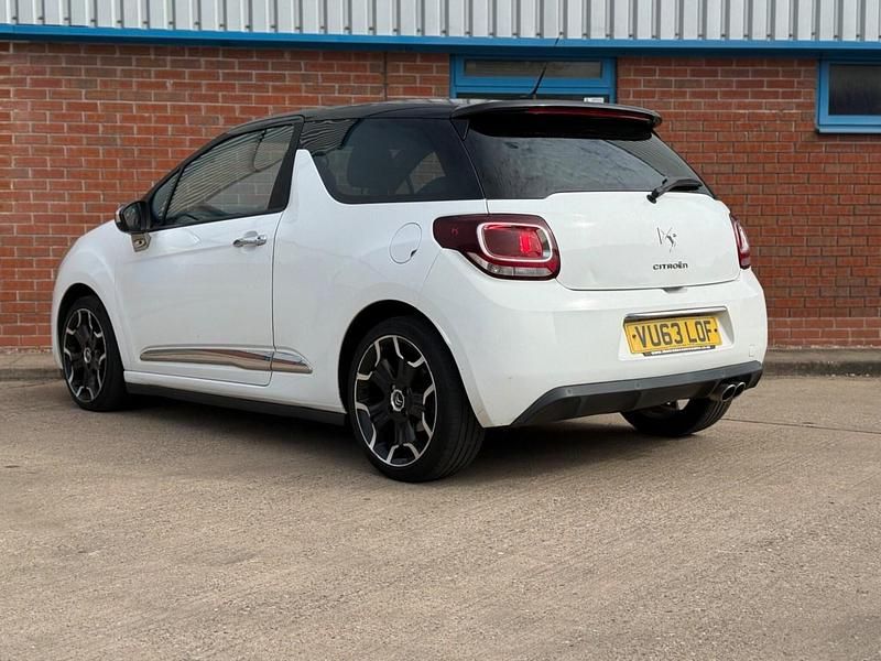 Used Citroën DS3 2013 White Hatchback