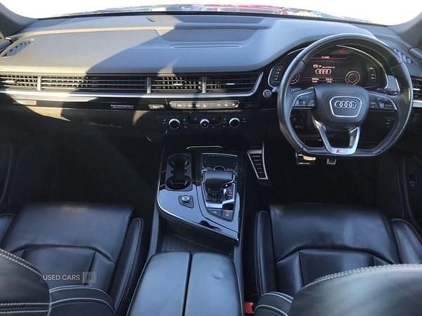 Used Audi Q7 Black Edition 286 HP (210 kW) 2019 Grey SUV