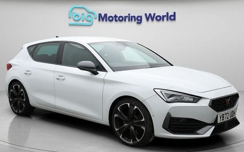 White Used 2023 Cupra Leon VZ2 Hatchback | £23,100 (Fair price) - Image 1/4