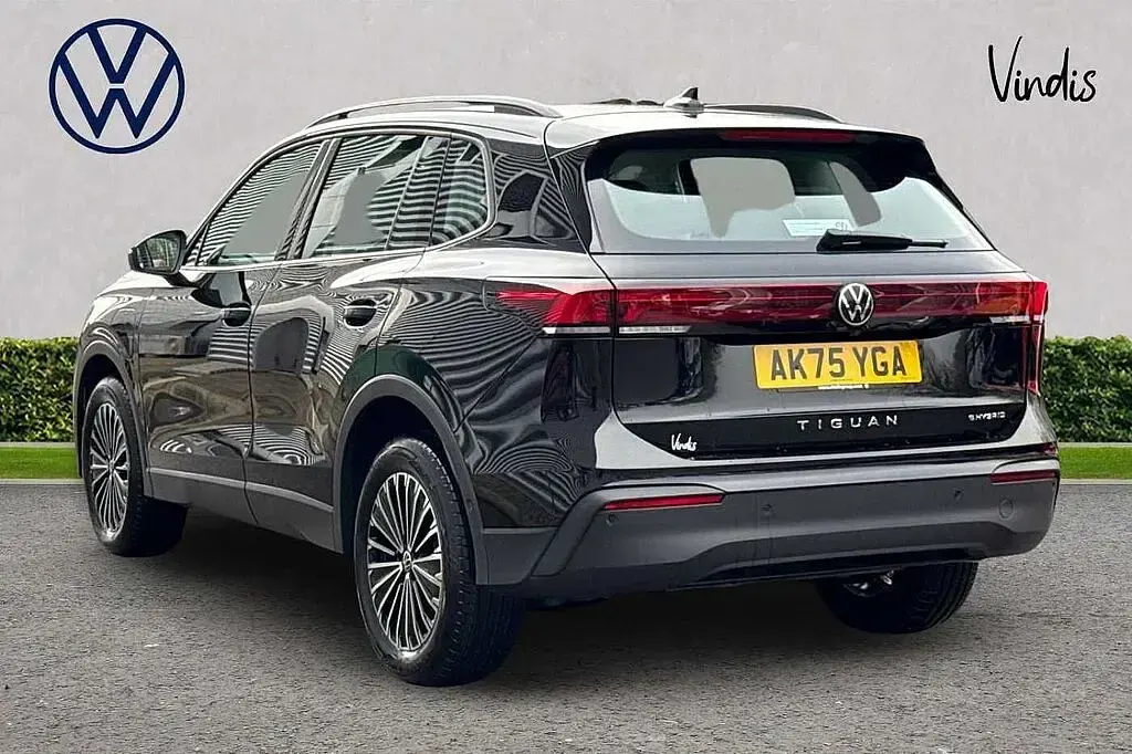 Used VW Tiguan Life 204 HP (150 kW) 2026 Black SUV