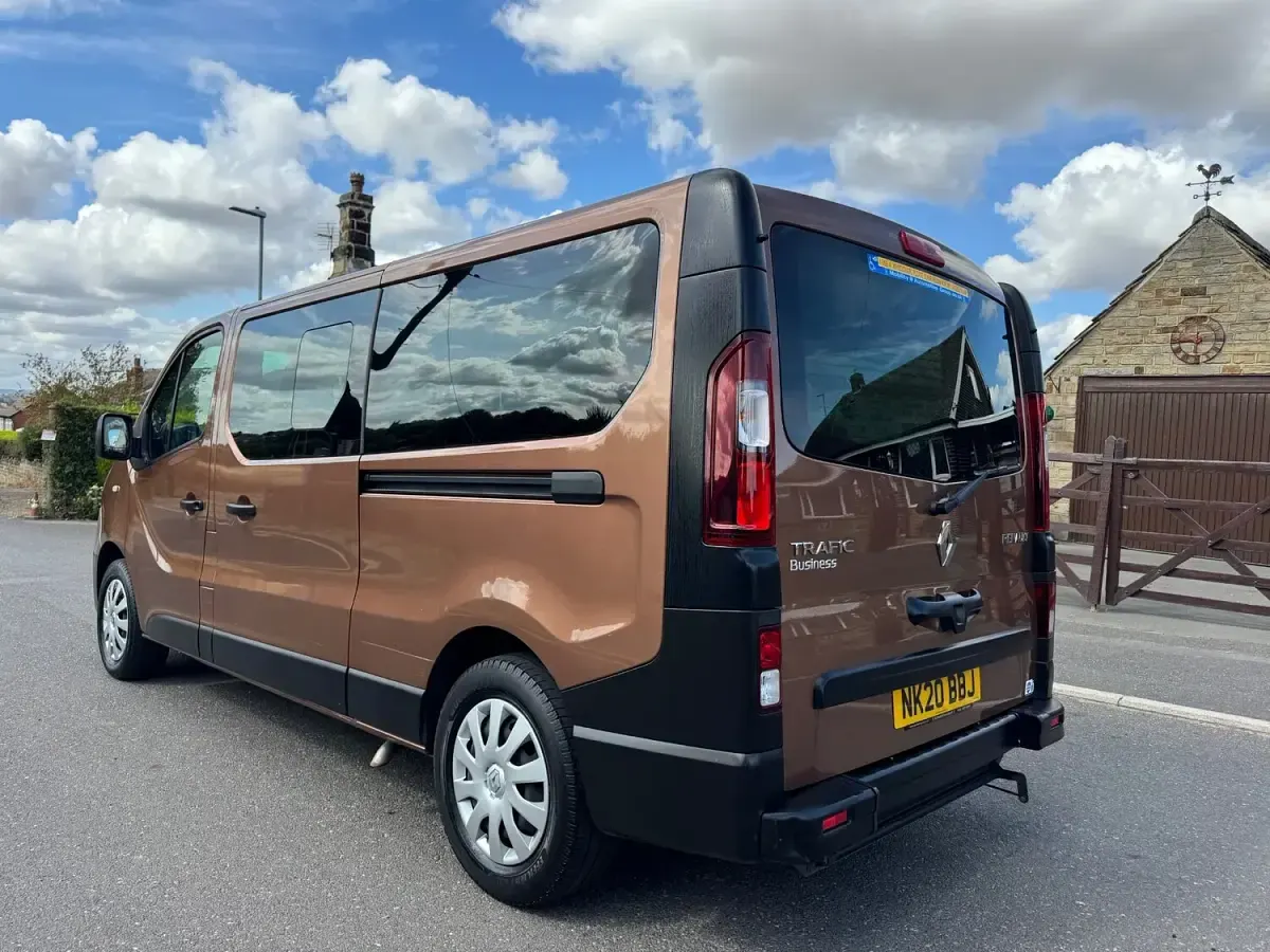 Used Renault Trafic Business 2020 Brown MPV