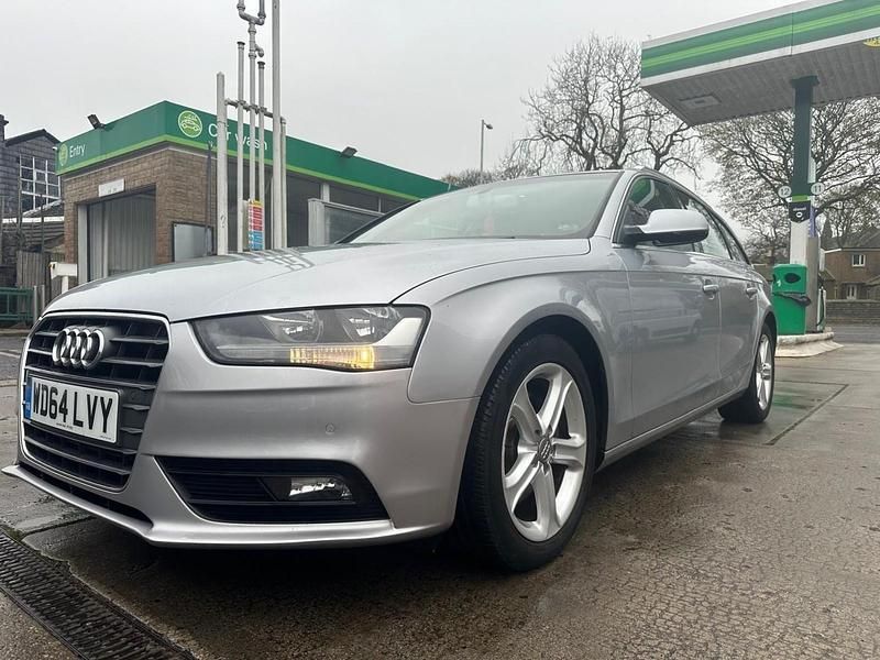 Used Audi A4 Design 163 HP (119 kW) 2015 Silver Estate