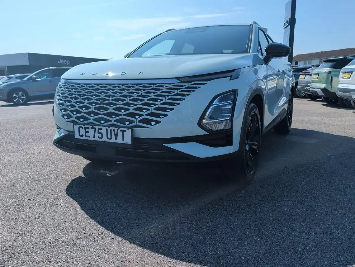 Used Omoda 5 145 HP (106 kW) 2025 Green SUV