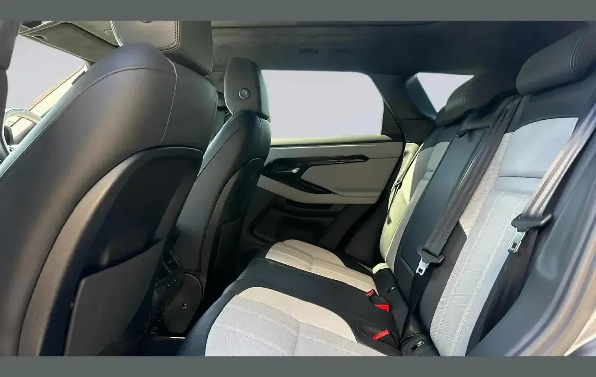 Used Land Rover Range Rover evoque Autobiography 200 HP (147 kW) 2024 Grey SUV