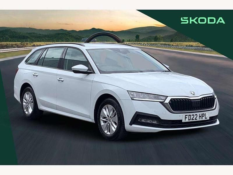 White Used 2022 Skoda Octavia SE Technology Estate | £18,995 (A bit pricey) - Image 1/3
