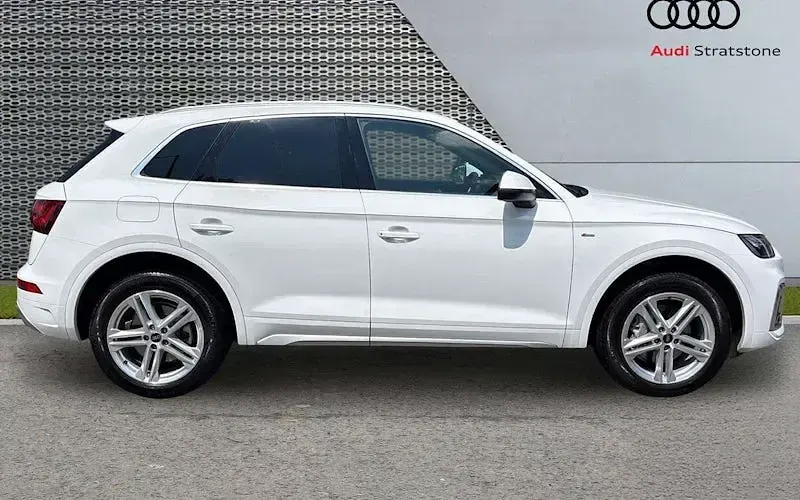 Used Audi Q5 S-Line 204 HP (150 kW) 2024 White SUV