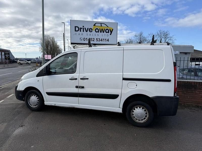 Used Citroën Dispatch 90 HP (66 kW) 2012 White MPV