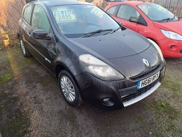 Black Used 2011 Renault Clio II Hatchback | £2,295 (Fair price) - Image 1/1
