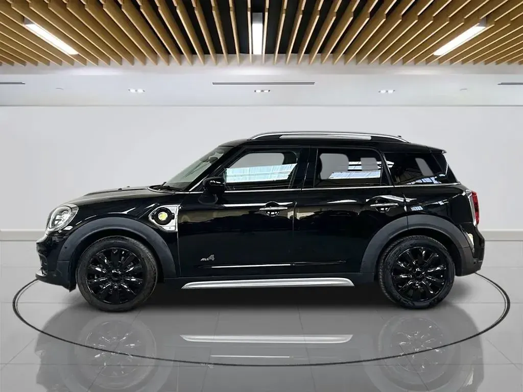 Used Mini Cooper Countryman Classic 224 HP (164 kW) 2019 Black SUV