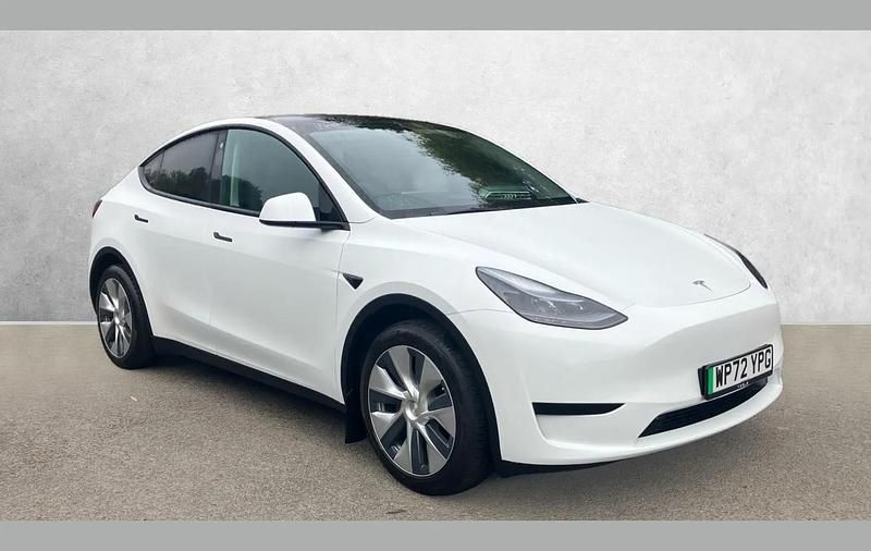 White Used 2022 Tesla Model Y RWD SUV | £21,999 (Fair price) - Image 1/4