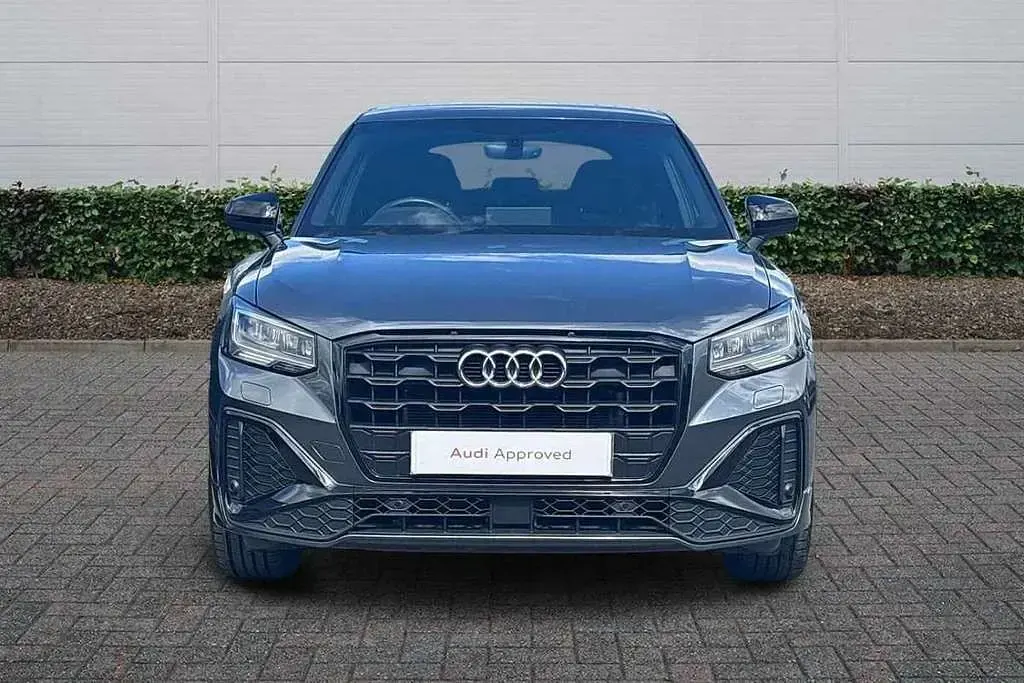 Used Audi Q2 Black Edition 108 HP (79 kW) 2022 Grey SUV
