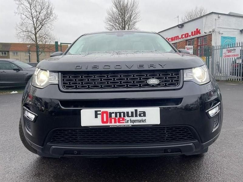 Used Land Rover Discovery Sport HSE 180 HP (132 kW) 2015 Black SUV
