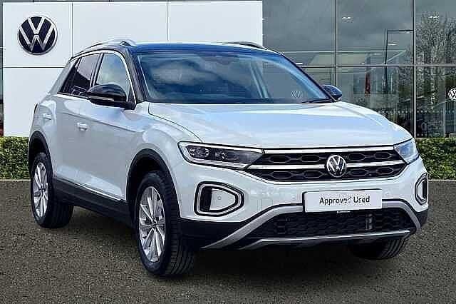 White Used 2024 VW T-Roc Style SUV | £25,490 (Fair price) - Image 1/4