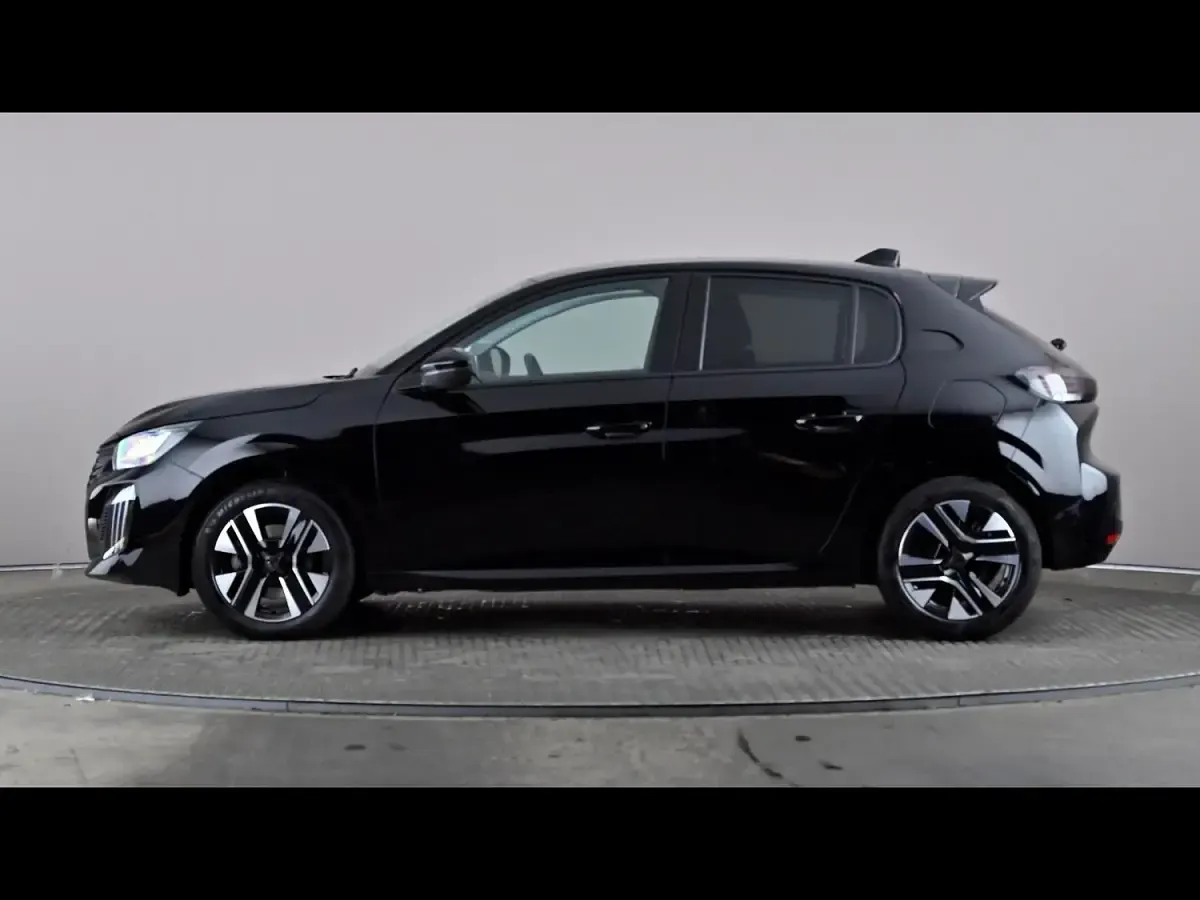 Used Peugeot 208 Allure 101 HP (74 kW) 2025 Black Hatchback