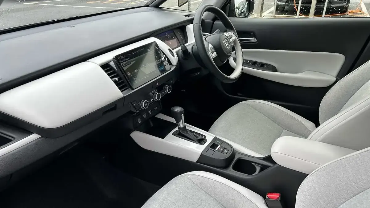 Used Honda Jazz Hybrid 109 HP (80 kW) 2022 Grey Hatchback