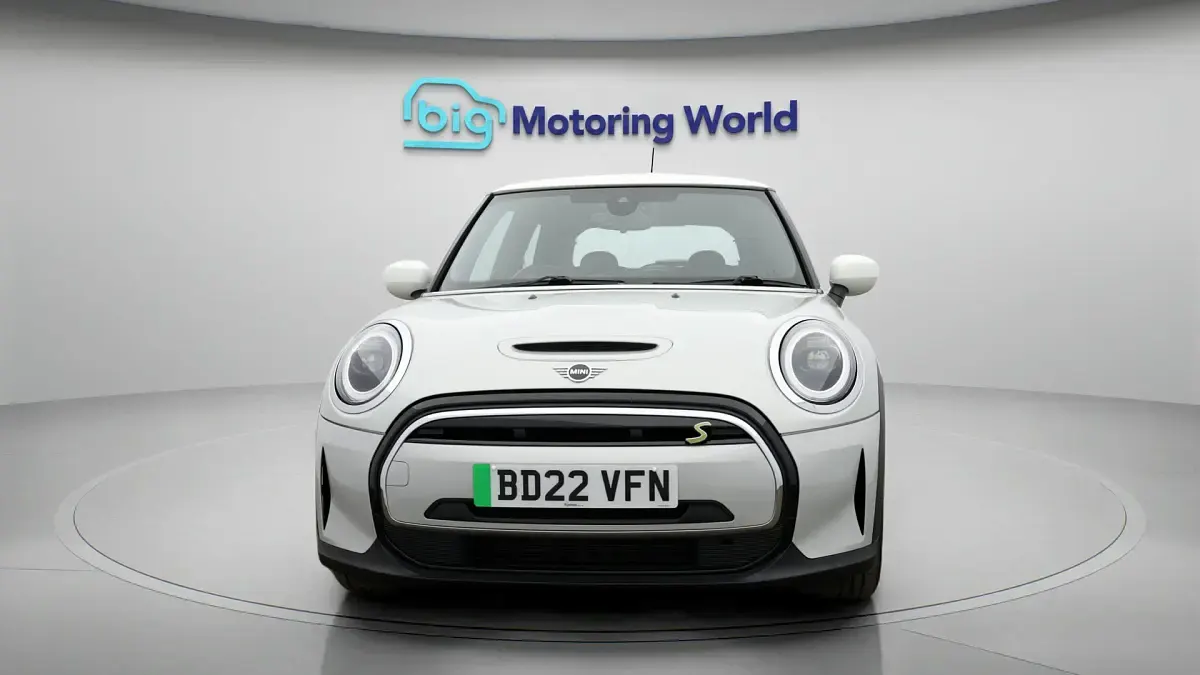Used Mini Cooper SE Hatch 135 kW (184 HP) 2022 Hatchback