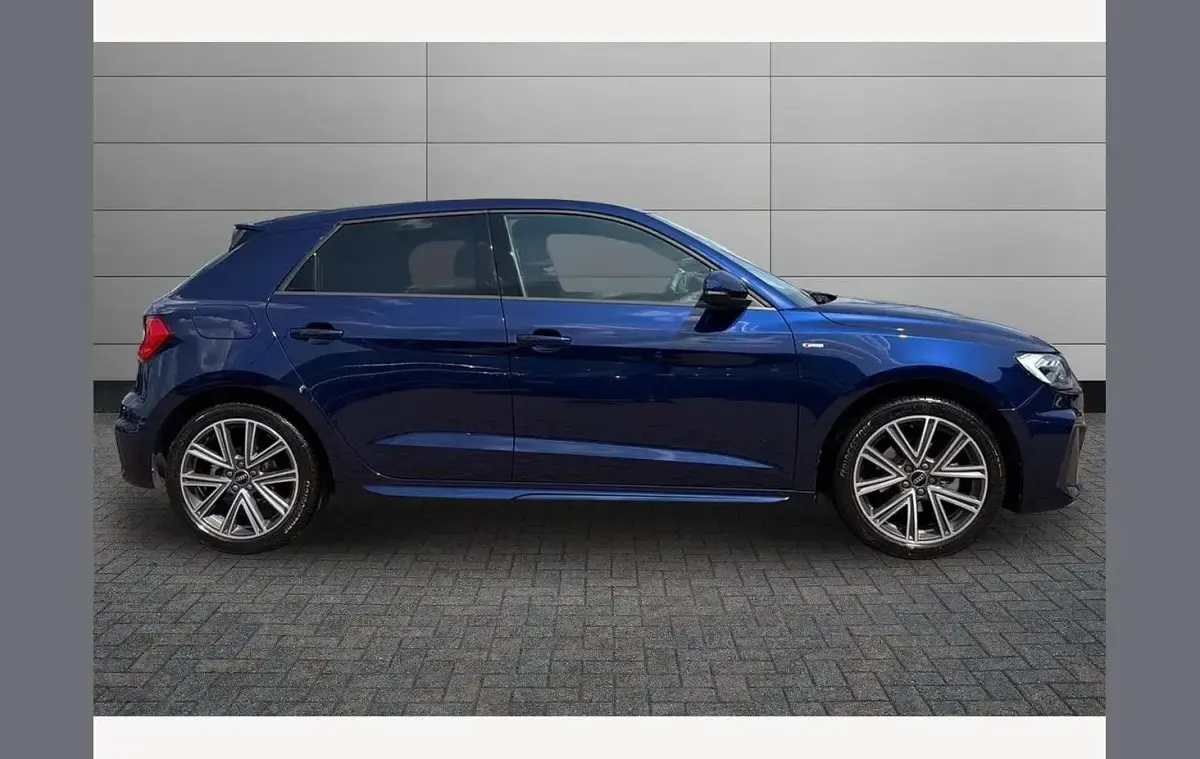 Used Audi A1 S-Line 116 HP (85 kW) 2026 Blue SUV