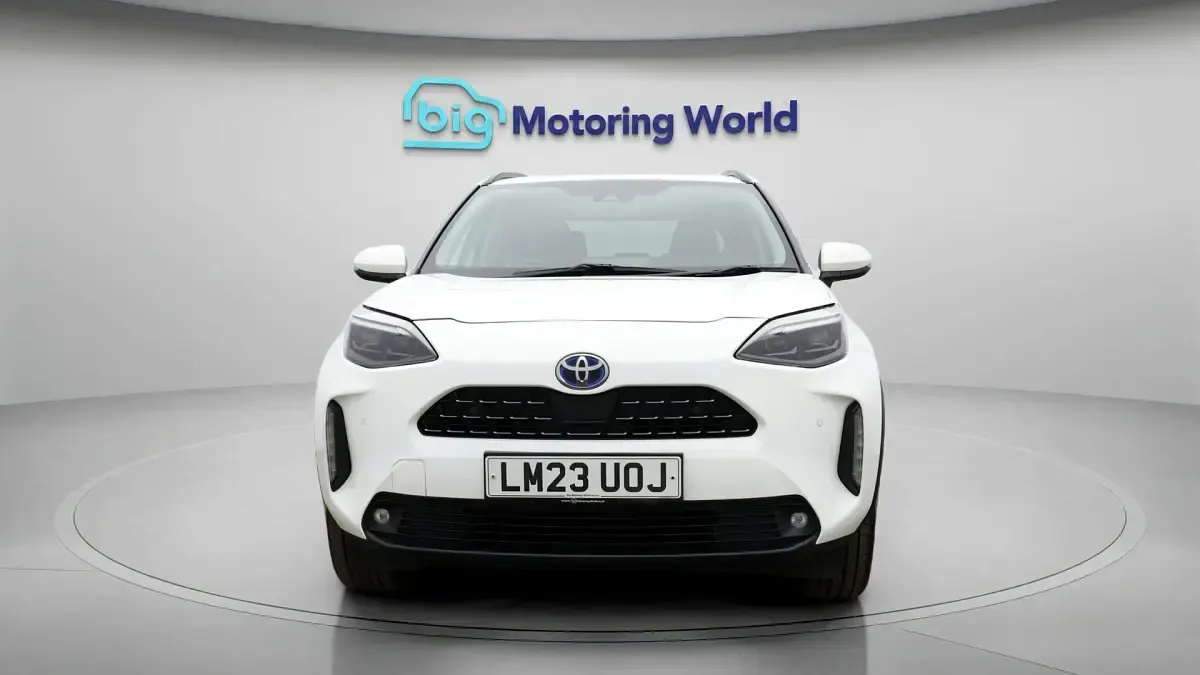 Used Toyota Yaris Hybrid 114 HP (83 kW) 2023