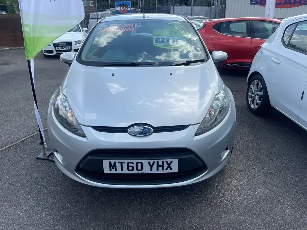 Used Ford Fiesta 82 HP (60 kW) 2010 Silver Hatchback