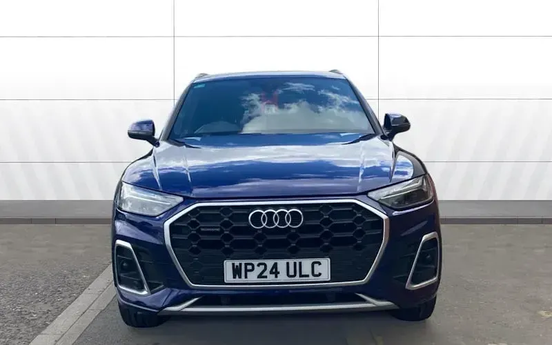 Used Audi Q5 S-Line 204 HP (150 kW) 2024 Blue SUV