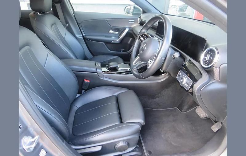 Used Mercedes A180 Executive 134 HP (98 kW) 2022 Grey Hatchback