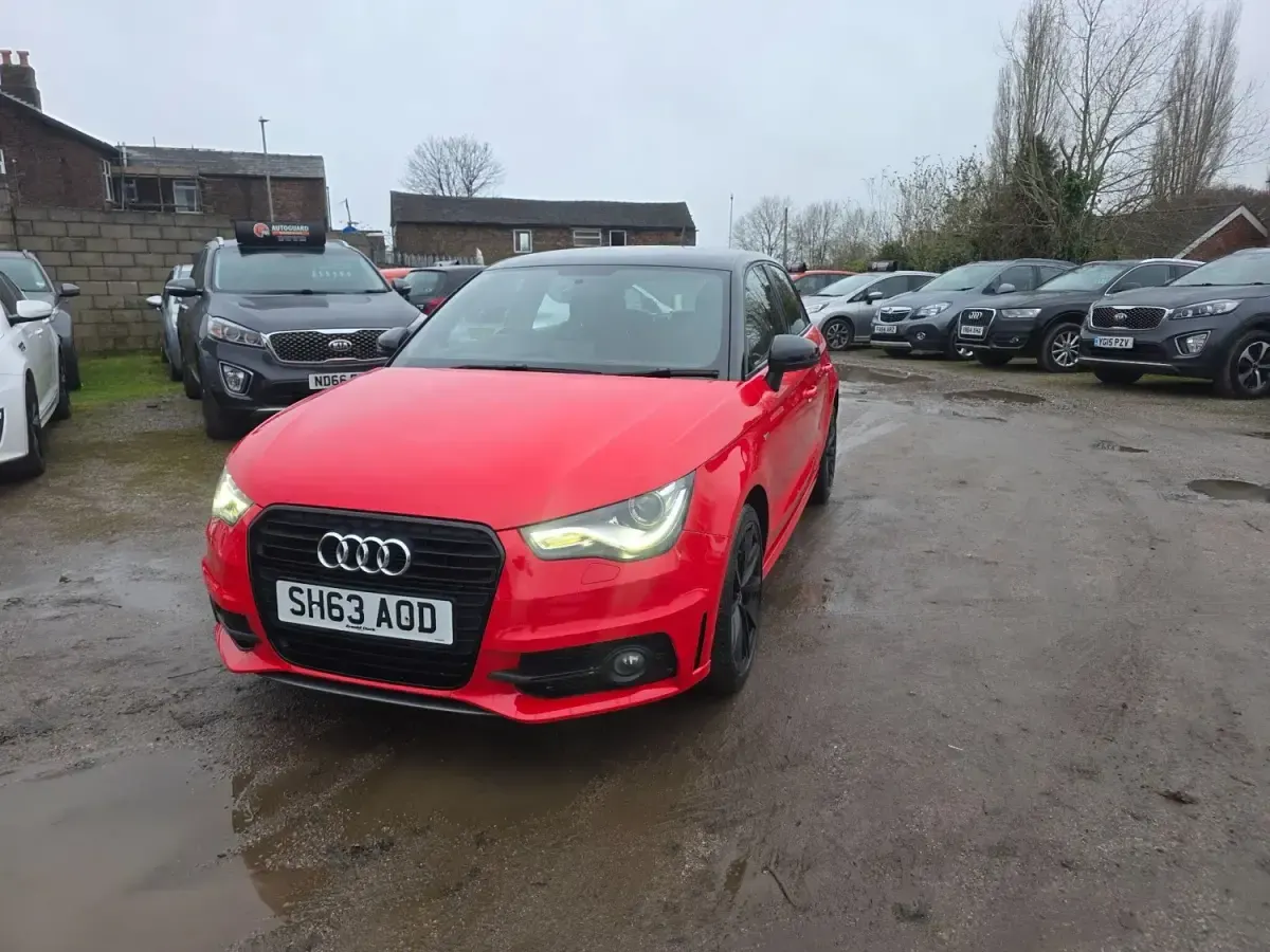 Usado Audi A1 Sportback S-Line 105 CV (77 kW) 2013 Rojo Utilitario