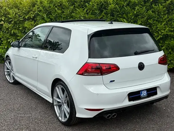 Used VW Golf VII R-line Edition 2016 White Hatchback