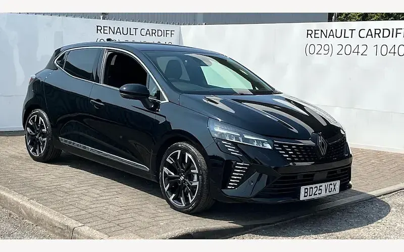 Used Renault Clio Techno 143 HP (105 kW) 2025 Hatchback