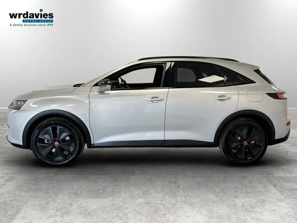 Used DS Automobiles DS7 Crossback Performance Line Plus 2025 Grey SUV