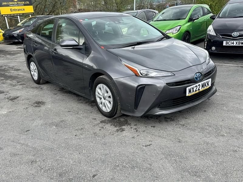 Grey Used 2025 Toyota Prius Hatchback | £13,900 (Fair price) - Image 1/3