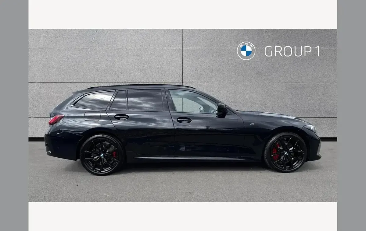 Used BMW 502 M Sport 386 HP (283 kW) 2026 Black Estate
