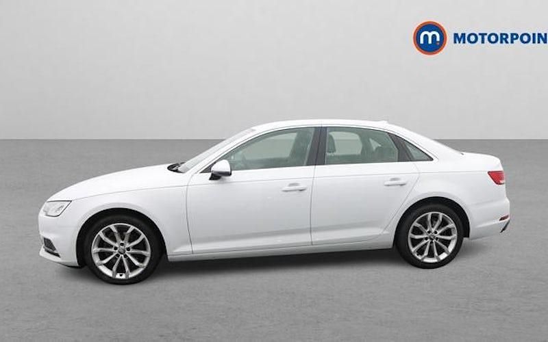 Used Audi A4 Sport 150 HP (110 kW) 2019 White Sedan