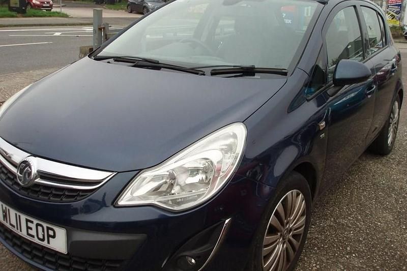 Used Vauxhall Corsa 100 HP (73 kW) 2011 Blue Hatchback