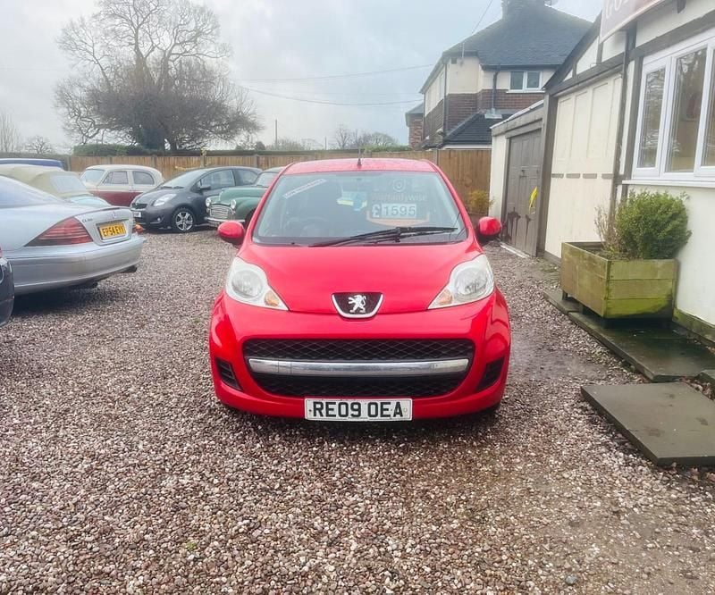 Used Peugeot 107 2009 Red Hatchback