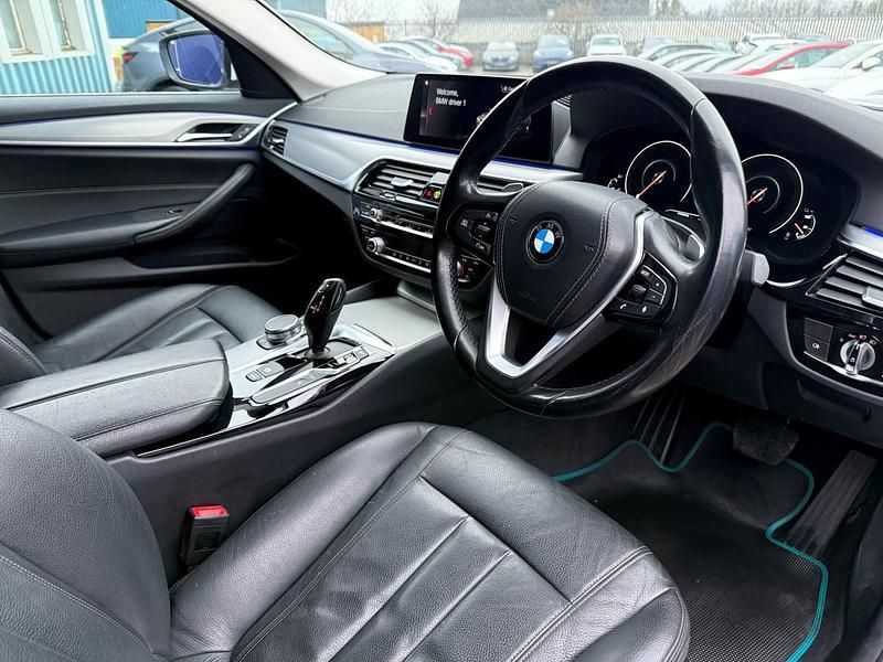 Used BMW 530e Comfort Edition 2018 White Sedan