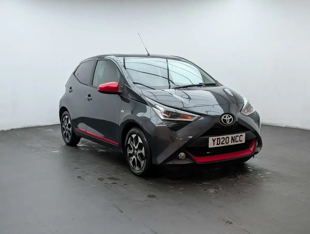 Used Toyota Aygo Trend 72 HP (52 kW) 2020 Grey Hatchback