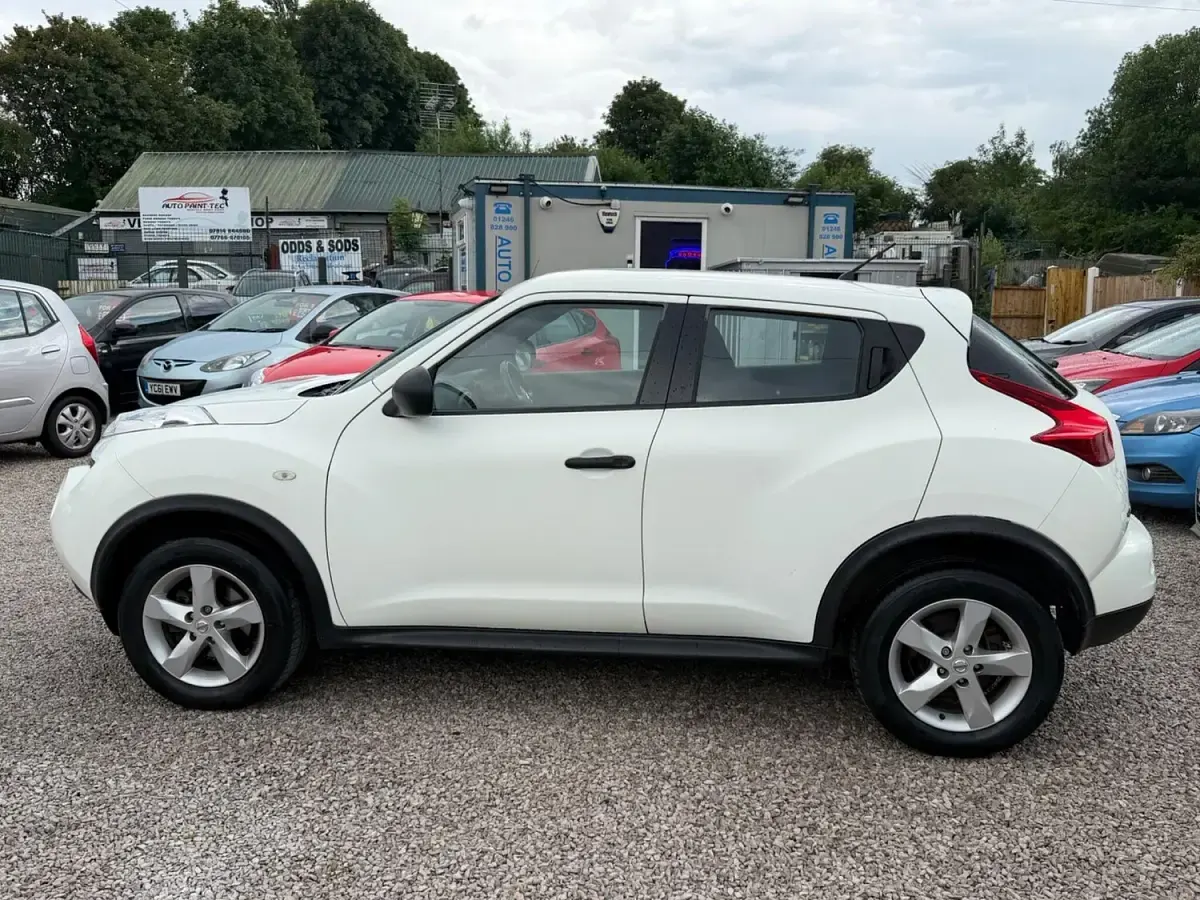 Used Nissan Juke Visia 2011 White SUV