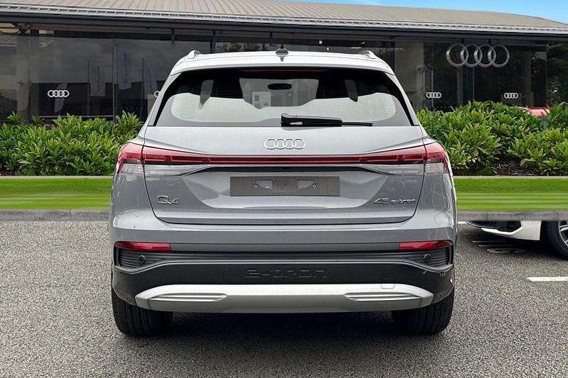 New Audi Q4 e-tron Sport 210 kW (286 HP) 2026 Grey SUV