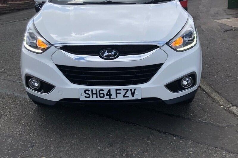 White Used 2014 Hyundai ix35 SE SUV | £2,995 (Good price) - Image 1/4