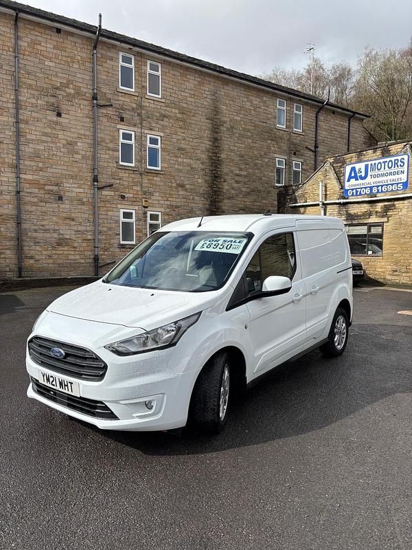 Used Ford Transit Connect Limited 120 HP (88 kW) 2021 White MPV