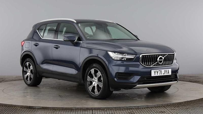 Blue Used 2021 Volvo XC40 Inscription SUV | £23,641 (Good price) - Image 1/4