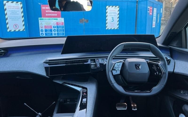 Used Peugeot 5008 GTi 136 HP (100 kW) 2025 Blue SUV