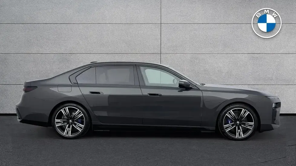 Used BMW 750e M Sport 482 HP (354 kW) 2026 Grey Sedan