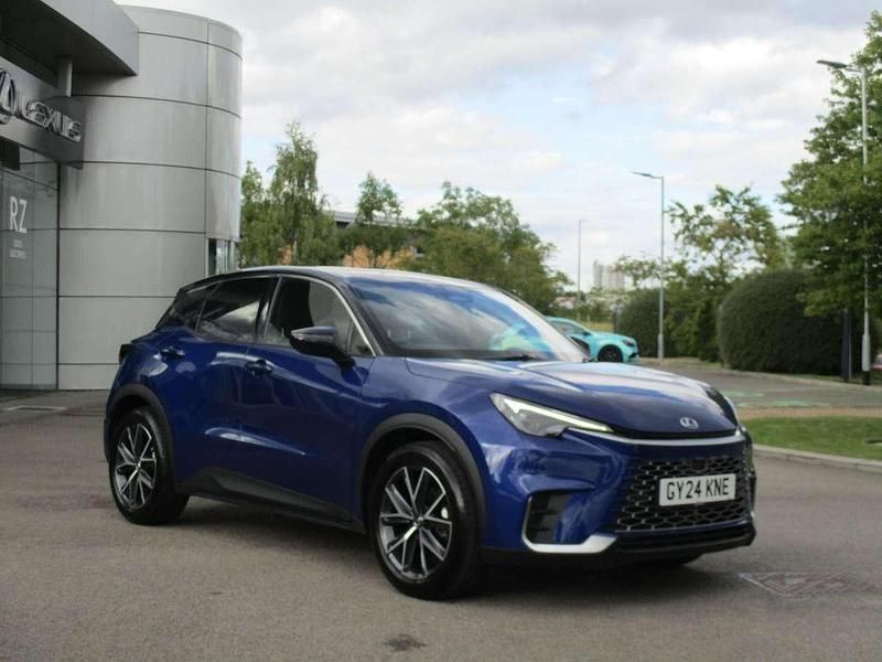 Blue/black Used 2024 Lexus LBX SUV | £32,000 (Expensive) - Image 1/2