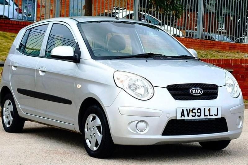 Silver Used 2009 Kia Picanto 2 Hatchback | £1,500 (A bit pricey) - Image 1/1