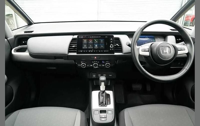 Second-hand Honda Jazz Elegance 122 CP (89 kW) 2025 Negru Hatchback