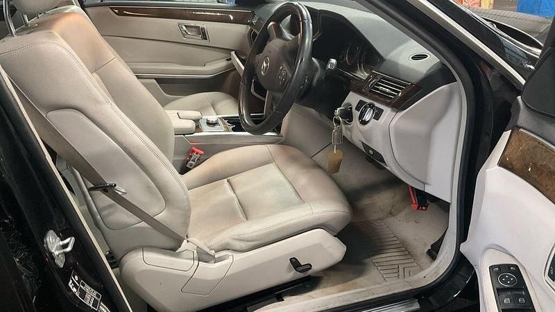 Used Mercedes E250 SE 2011 Black Sedan