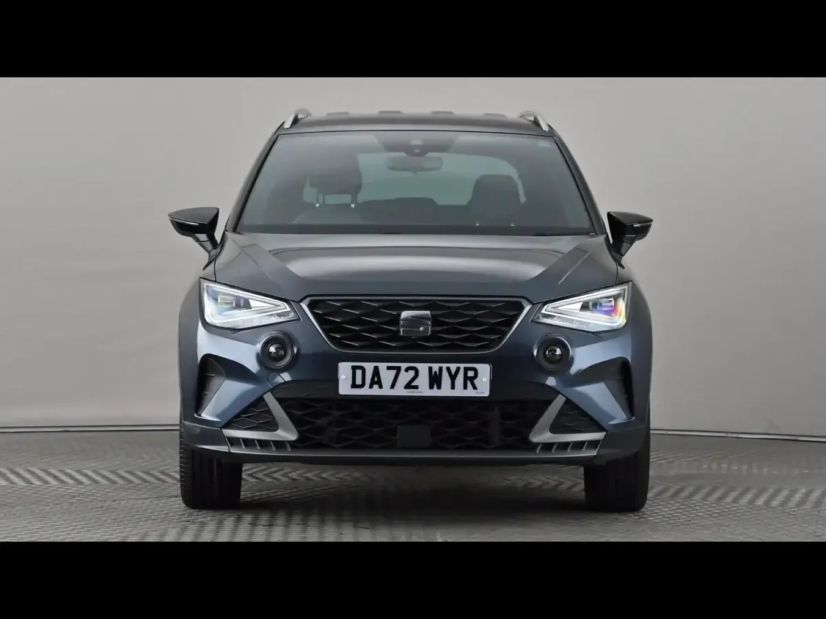 Used Seat Arona FR Sport 110 HP (80 kW) 2023 Grey SUV